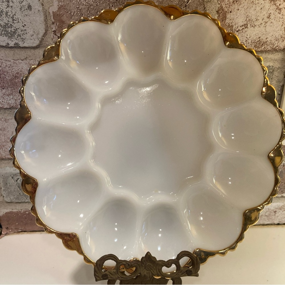 Vintage Anchor Hocking Milk Glass Deviled Egg Plate w/Gold Trim/Edging
